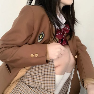 衣柜里的猫